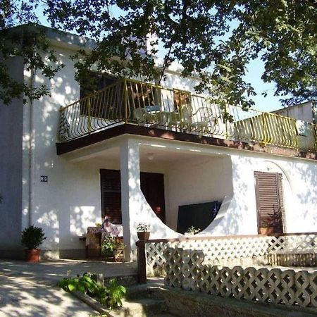 Apartman Sabadin Njivice Buitenkant foto