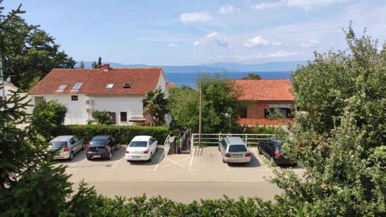 Apartman Sabadin Njivice Buitenkant foto