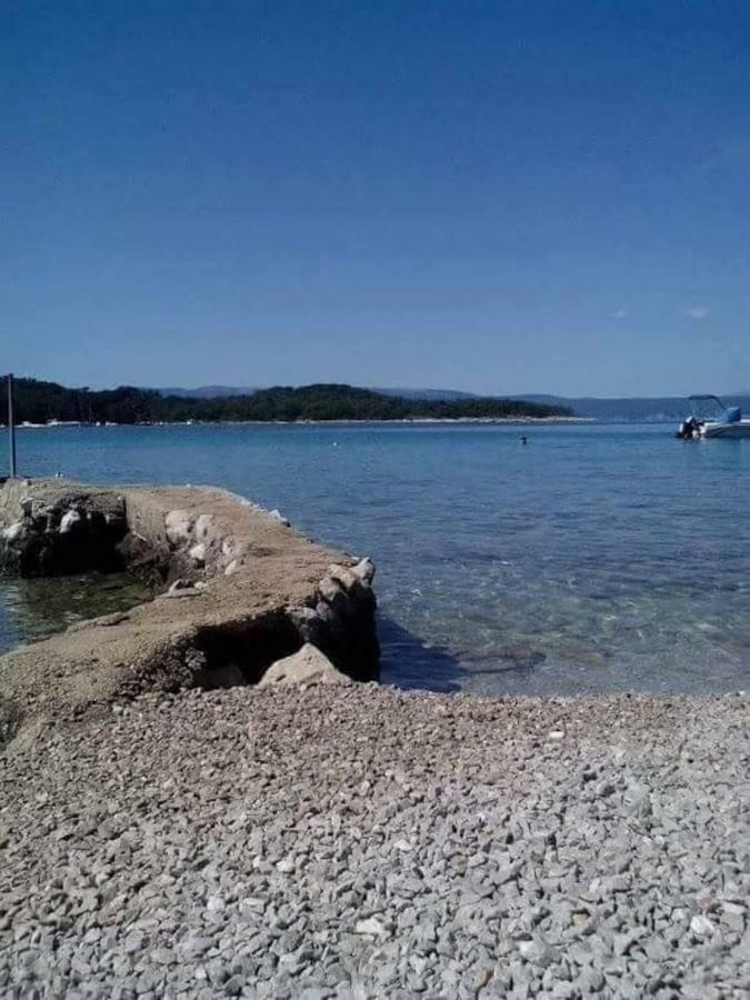 Apartman Sabadin Njivice Buitenkant foto